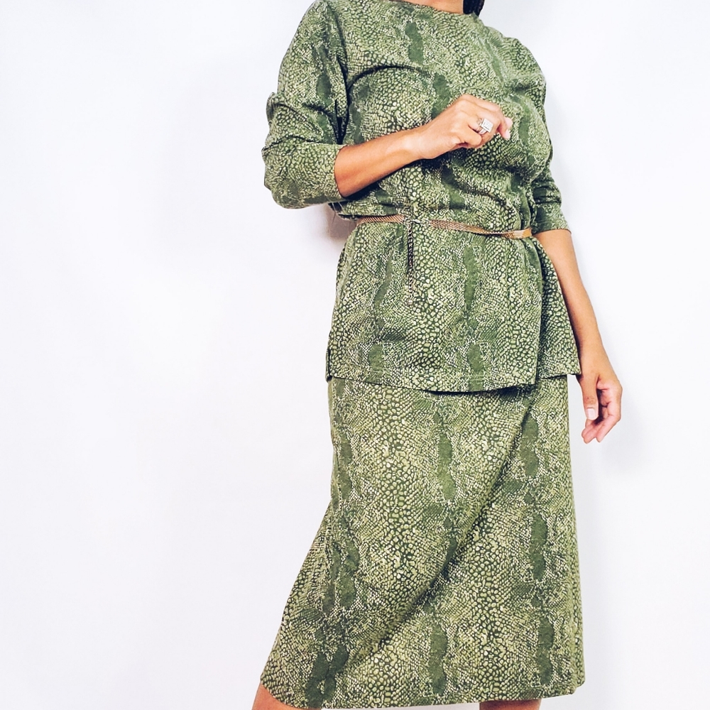 Python Skirt Set - Picture 4 of 5